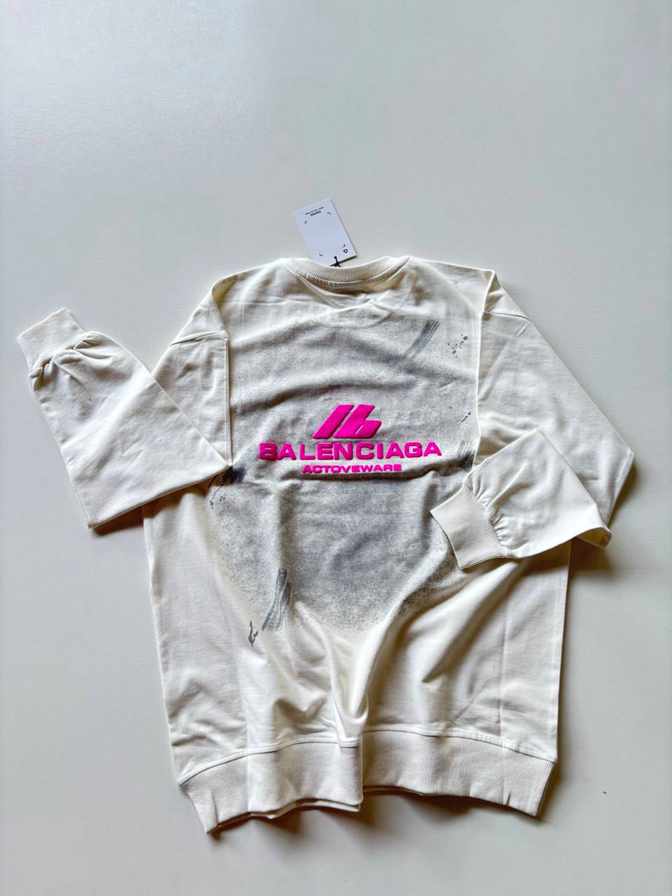 دورس جلو انگلیسی و پشت طرحدار اسپرت راحتی و شیک بودن را به ادم میده