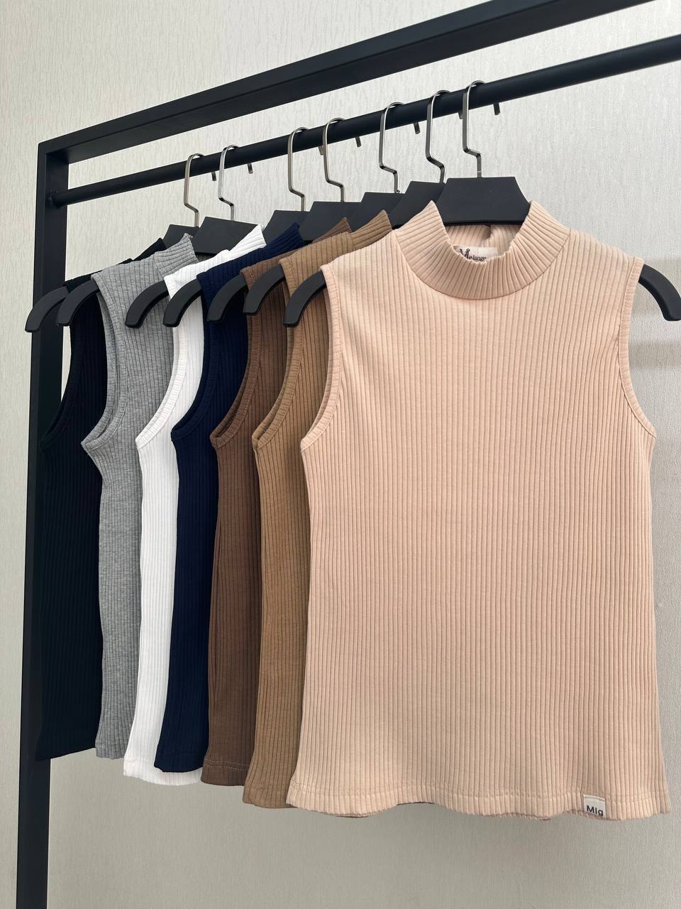 تاپ حلقه ای یقه ایستاده