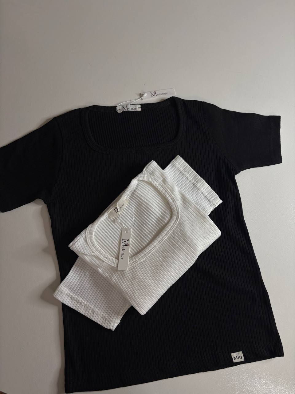 خرید انلاین تیشرت استین کوتاه یقه خشت