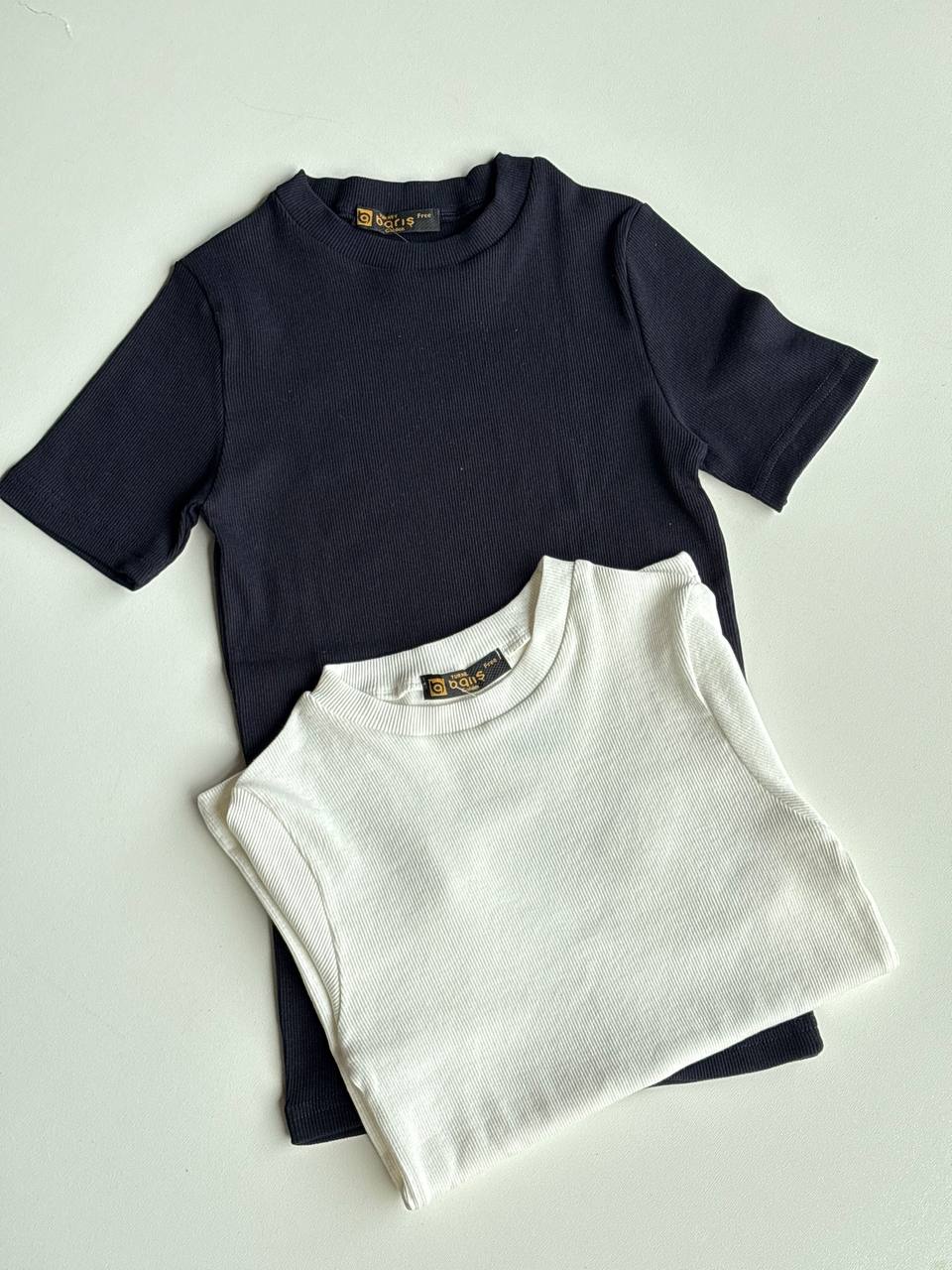 تیشرت کبریتی یقه گرد استین کوتاه زنانه