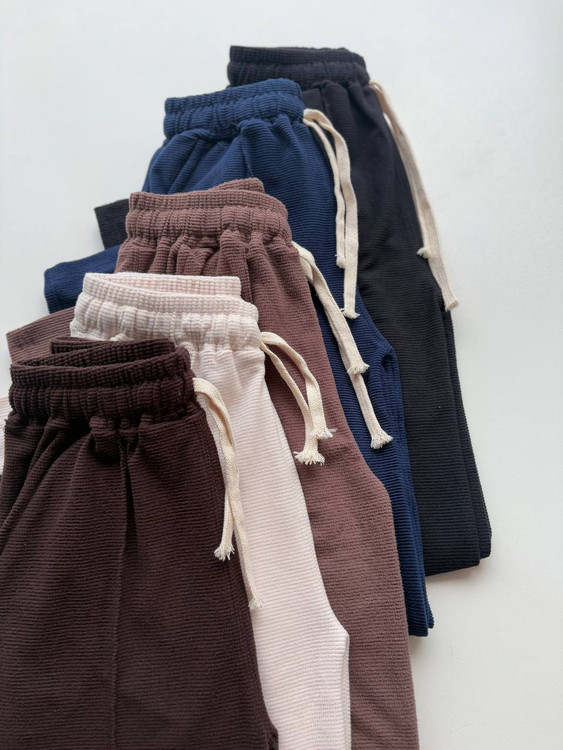 شلوار رنانه مخمل نیم بگ اسپرت